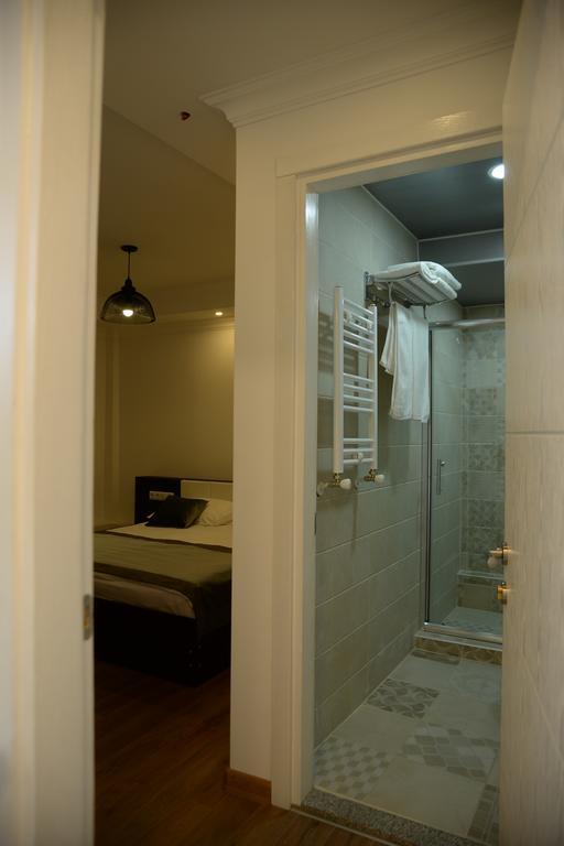 Guest House Gantiadi Batumi Exterior foto